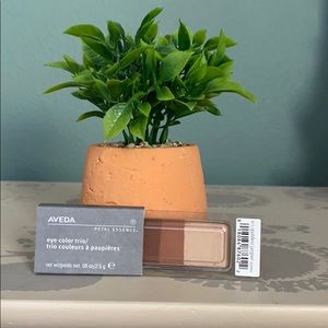 AVEDA eyeshadow Trio 971 golden jasper